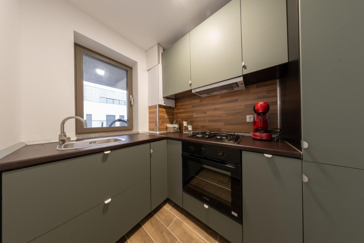 Citadela North 1br W Security And Self Check In Apartment Bucharest
